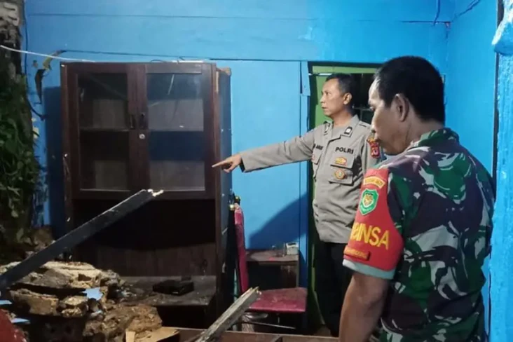 Hujan Deras, 11 Rumah...