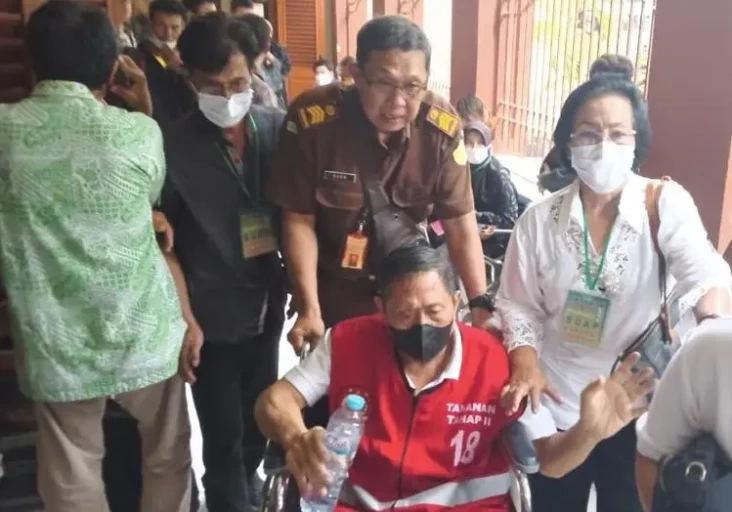 Pensiunan Kombes Polisi...