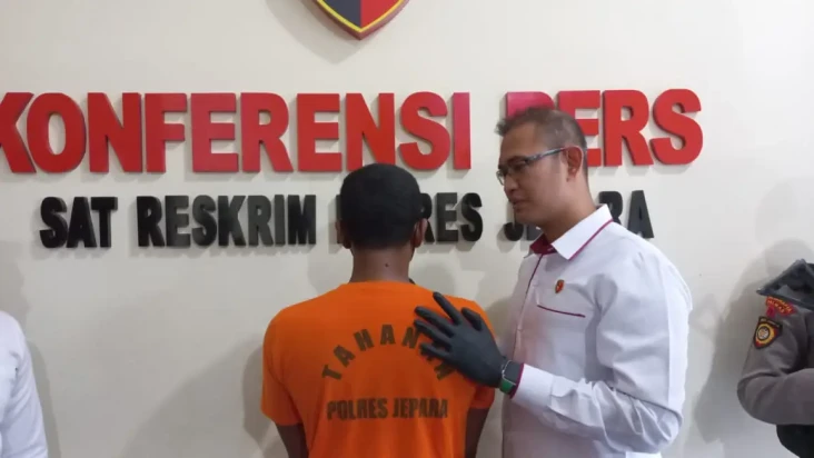 Muazin Kalap Aniaya...