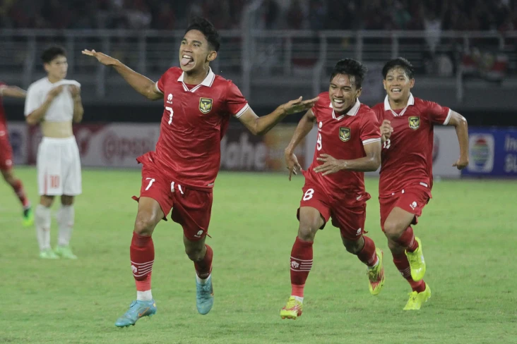 3 Pemain Termuda di...
