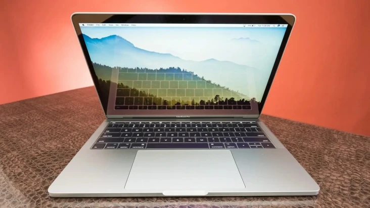 Rekomendasi MacBook...