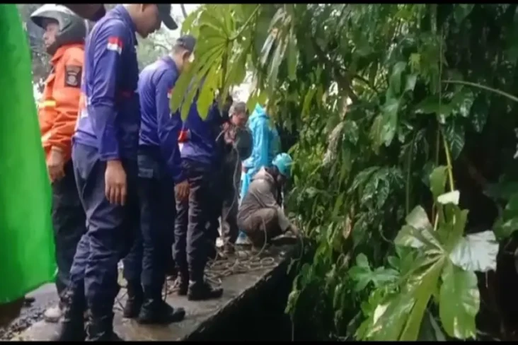 Hujan Deras di Bogor,...