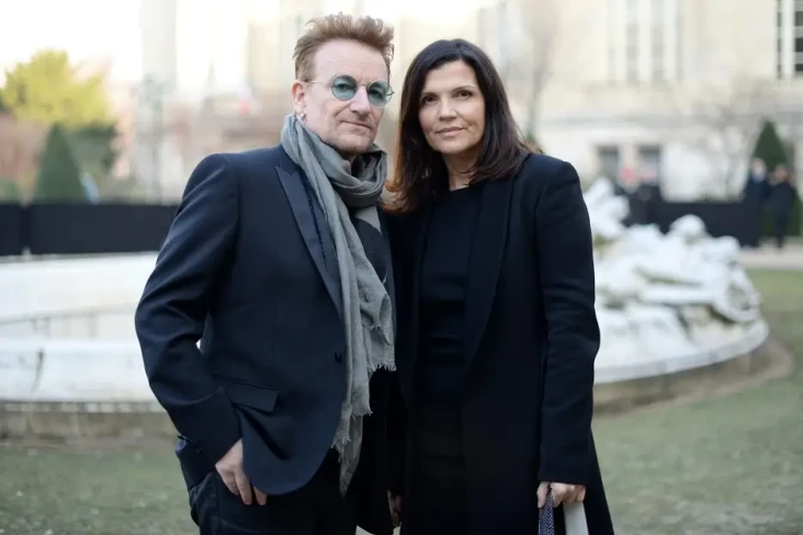 Bono U2 Ungkap Rahasia...