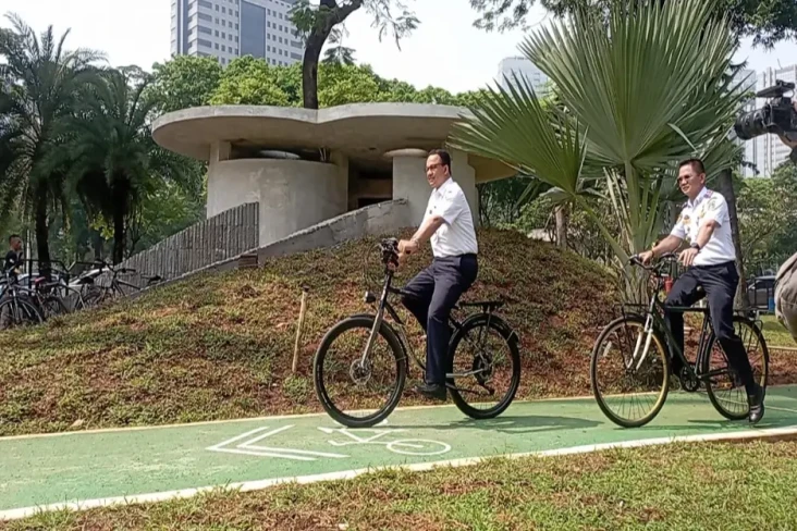 Anies Gowes di Jalur...