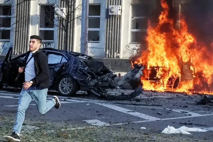 Senada dengan Zelensky,...
