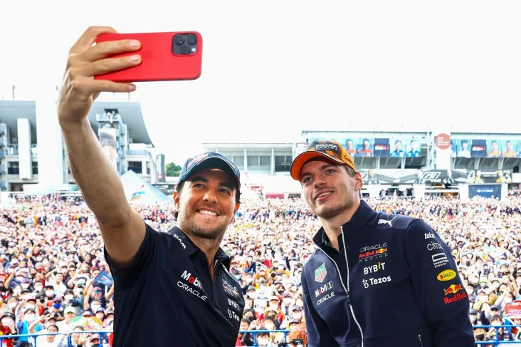 Max Verstappen Juara...