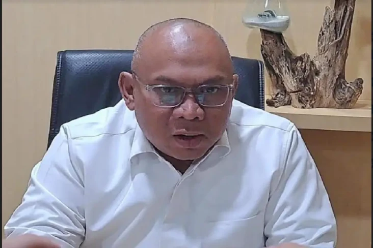 Buntut Tahanan Kabur,...