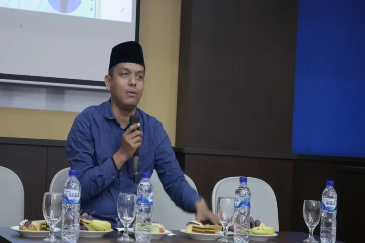 Jaga Hubungan Baik dengan...