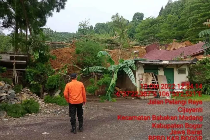 Tebingan Gunung Geulis...