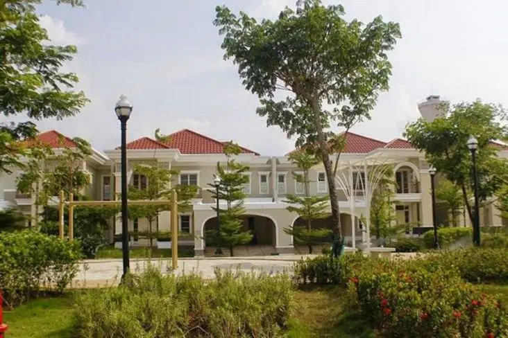 Rumah Sultan Sepi Peminat,...