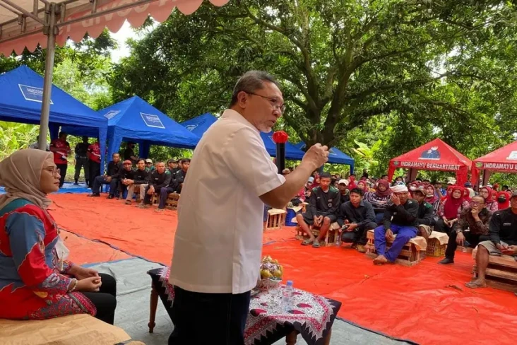 Mendag Zulhas Lepas...