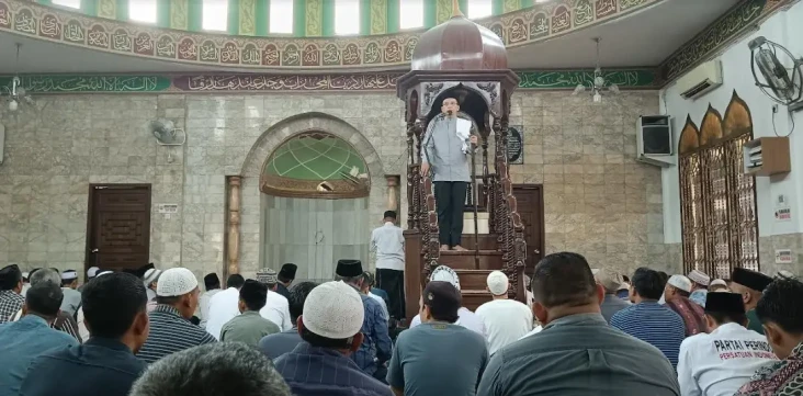 Jadi Khatib Jumat di...