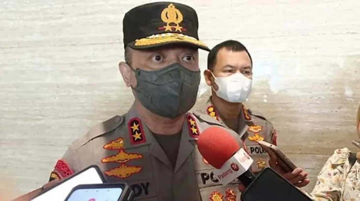 Berawal dari Pengungkapan...