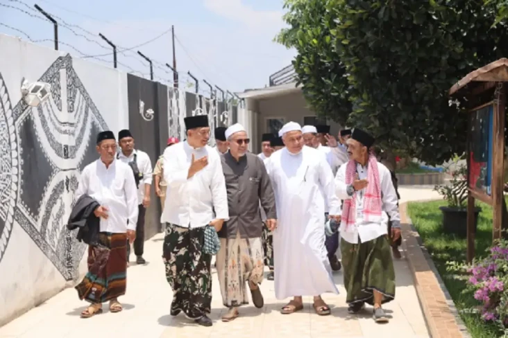 Minta Doa untuk Prabowo,...