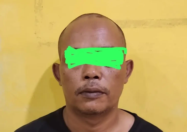 Ritual Buang Sial, Dukun...