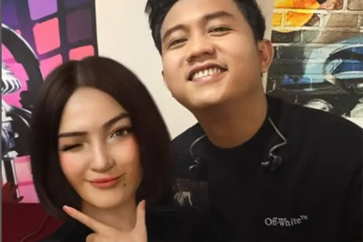 Berkenalan dengan Lav...
