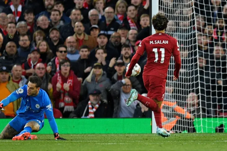 Lewati Gol Gerrard,...