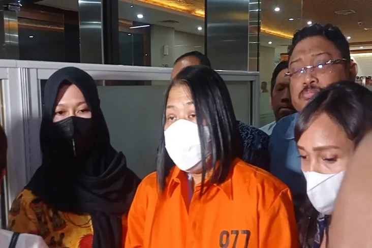 Putri Candrawathi Ucapkan...
