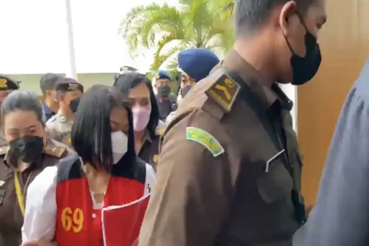 Penampakan Putri Candrawathi...