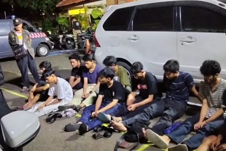 Berkat Patroli, Tawuran...
