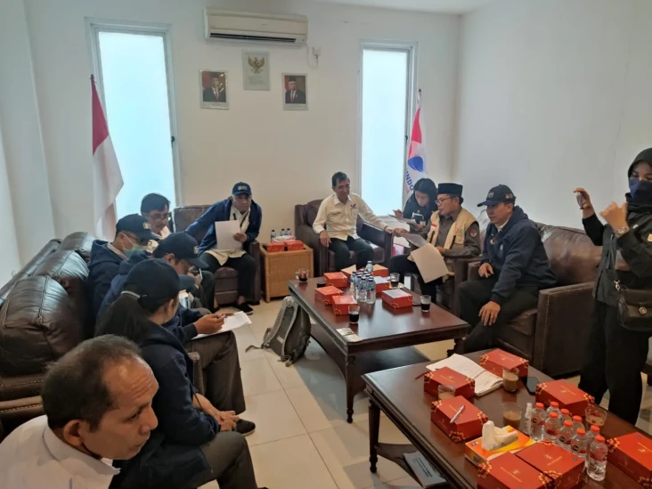 Verifikasi Faktual Partai...
