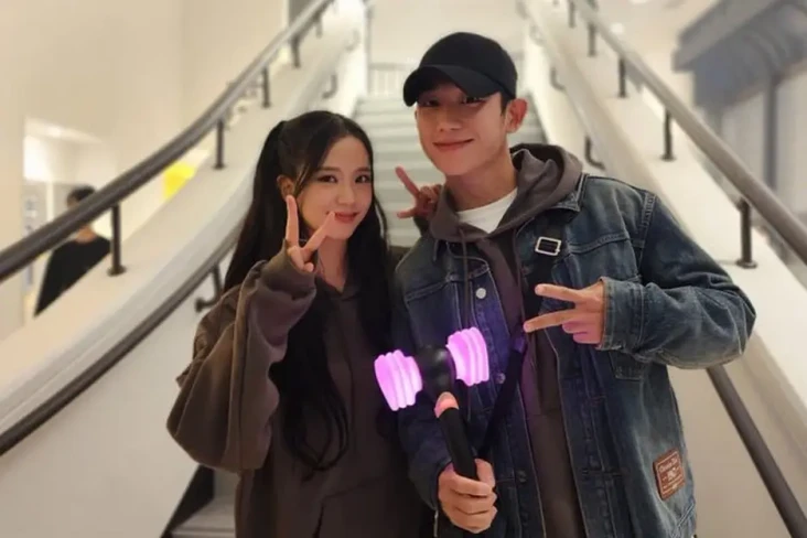 Foto Bareng Jisoo usai...