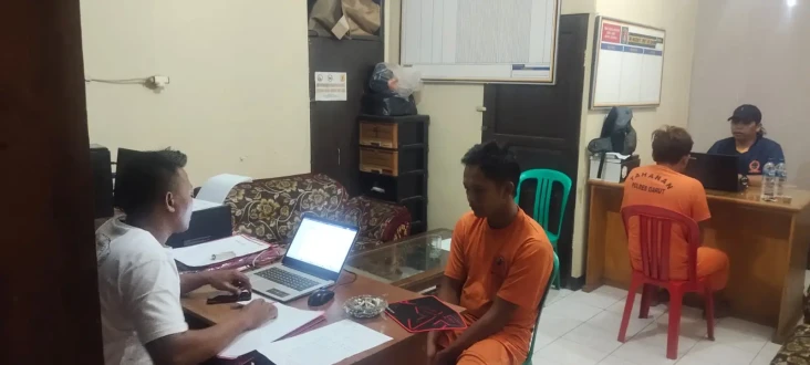 Aksinya Digagalkan Warga,...