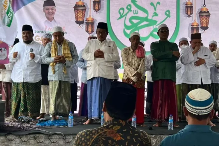 Di Bangkalan, Himpunan...