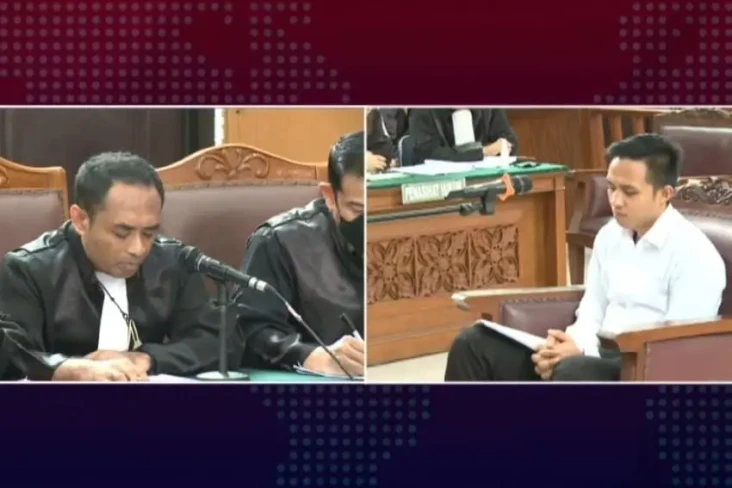 Bharada E Geleng-geleng...