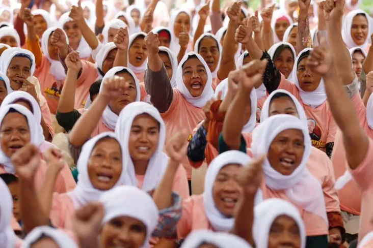 Peduli Perempuan, Ganjar...