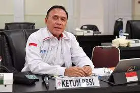 Ketum PSSI Iwan Bule...