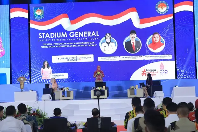 Bupati Winarti Jadi...