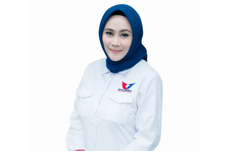 Oknum Polisi Bakar Mantan...
