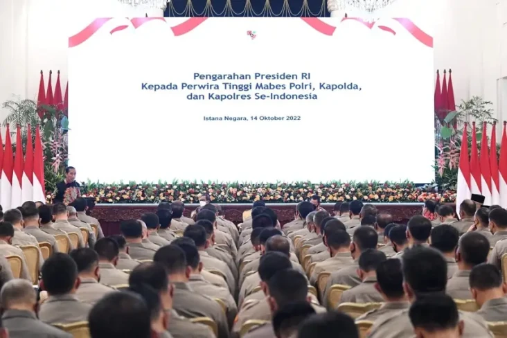 Kumpulkan Petinggi Polri,...