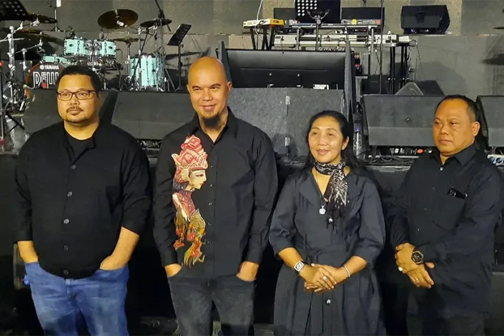 Dewa 19 Siapkan Konser...
