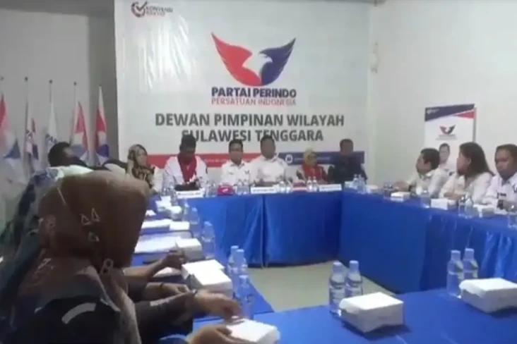 Berkas Lengkap, Perindo...