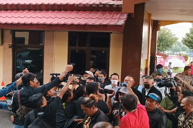 Ketum PSSI Iwan Bule...