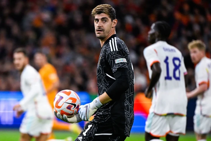 4 Fakta Thibaut Courtois,...
