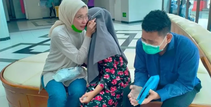 Temui Keluarga Pasien...