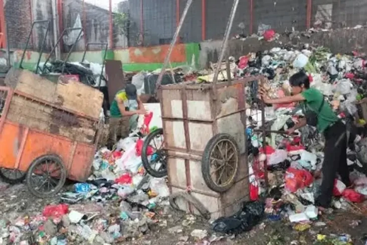Pejabat Pemkot Jakpus...