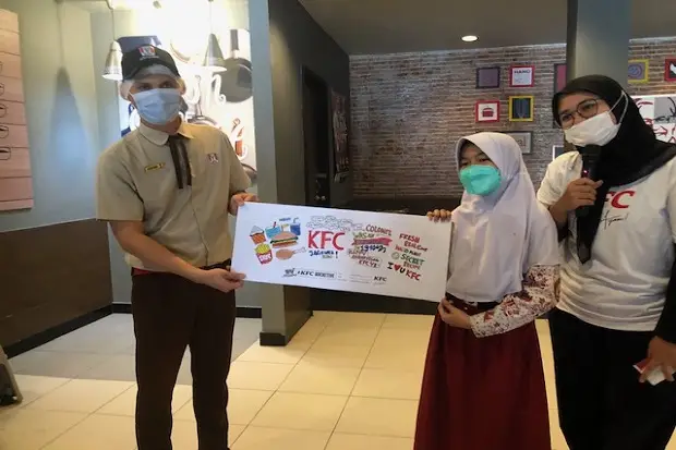Momen Ulang Tahun KFC...