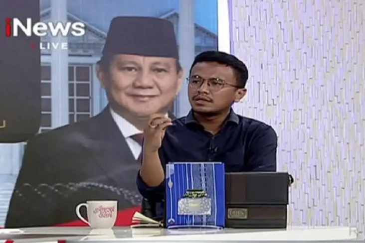Viral Jokowi Hindari...