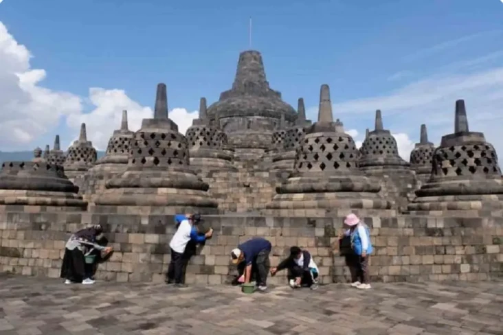 Pembangunan Candi Borobudur...