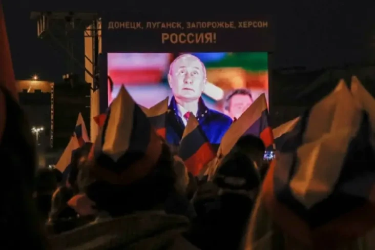 Vladimir Putin Diyakini...