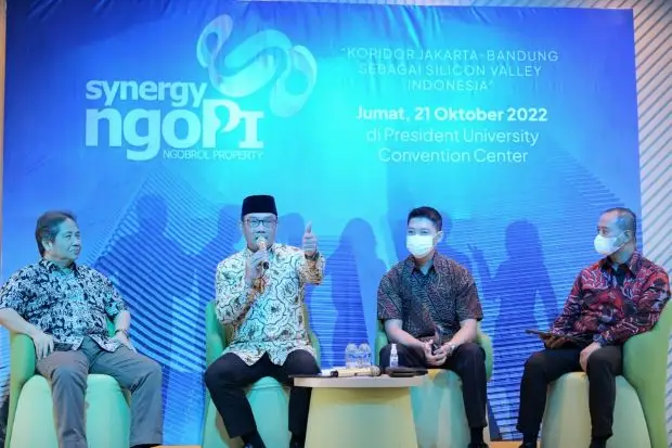 Gubernur Ridwan Kamil...