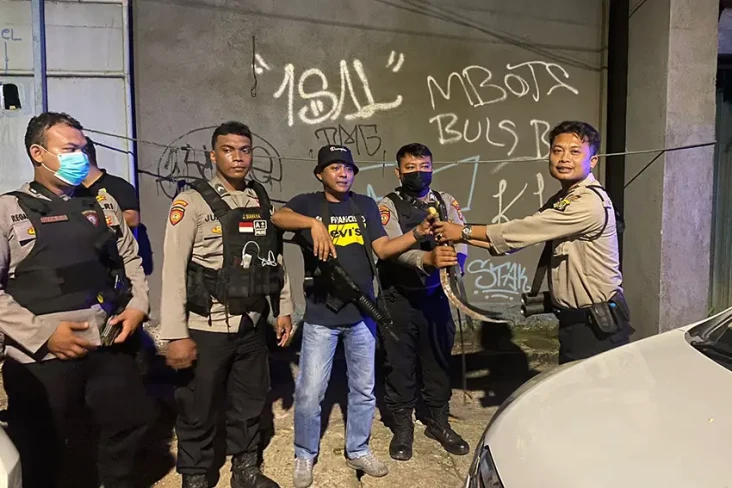 Bentrokan Remaja di...