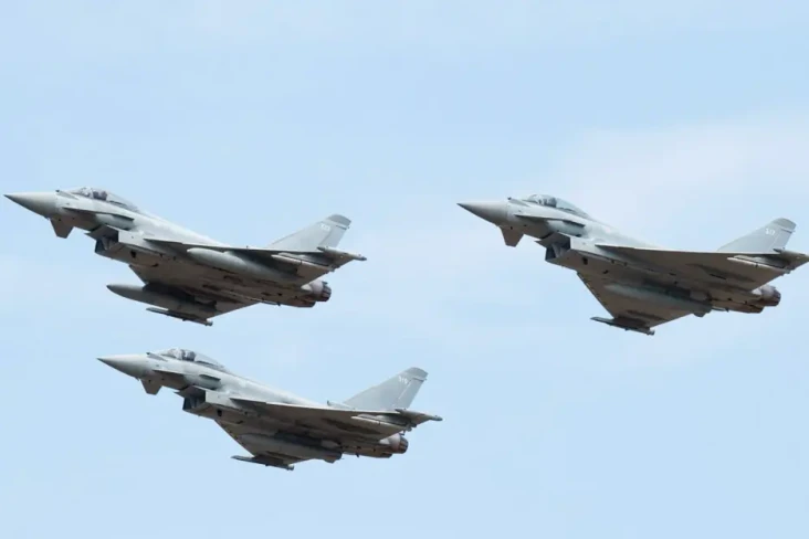 Eks Pilot Inggris yang...