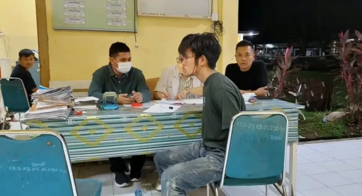 Paman Pembunuh Bayi...