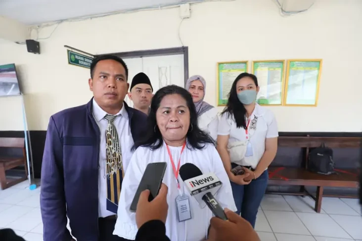 Terdakwa Kasus Pemerkosaan...