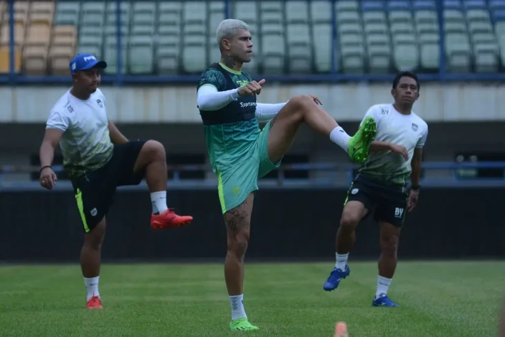 Kerinduan Ciro Alves...